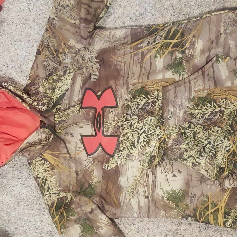 Camo and Pink Medium Women's Under Armour Hoodie